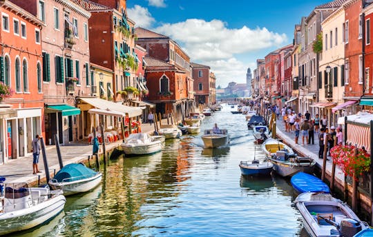 Visit Murano, Burano and Torcello on a historic luxury boat